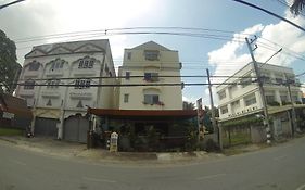 Oyo 304 Seven Suns Residence
